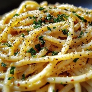 Creamy garlic parmesan pasta in a one pot, ready in 25 minutes